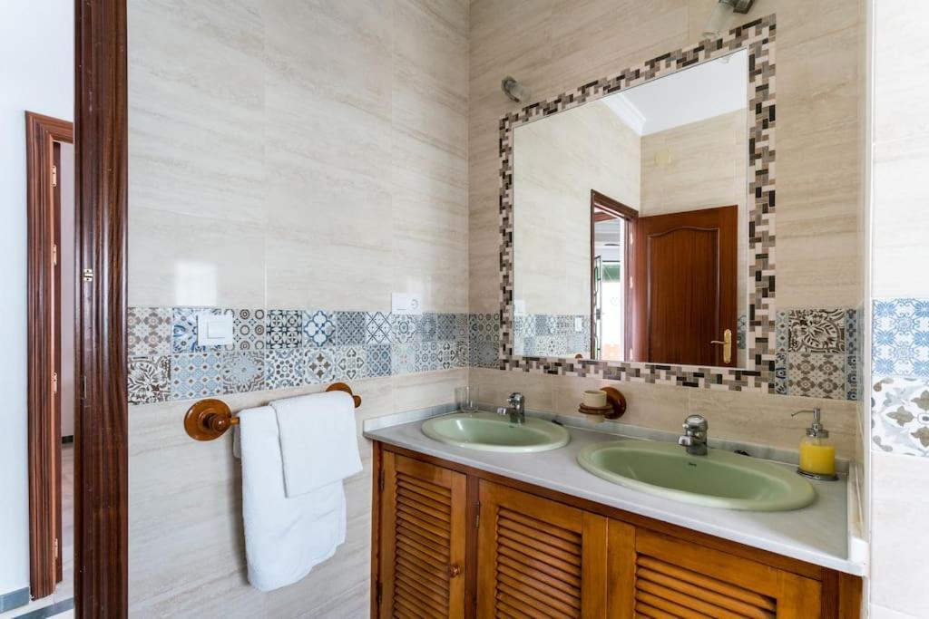 Espacio Y Comodidad En La Puerta Natural De Doñana Villamanrique De La Condesa