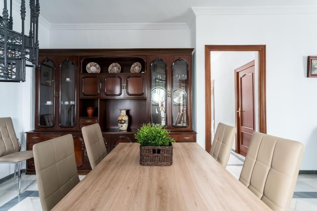 Espacio Y Comodidad En La Puerta Natural De Doñana
